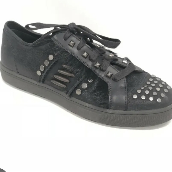 EUC UGG Sneakers - Picture 1 of 9